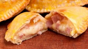 Empanadas de jamon y queso